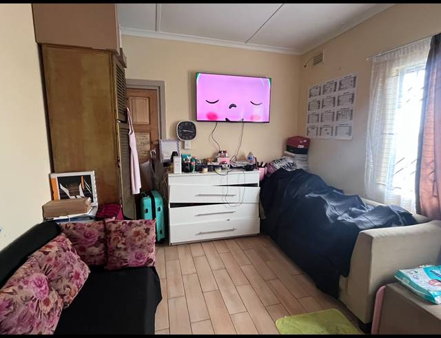 1 BEDROOM APARTMENT TO LET IN RESERVOIR HILLS